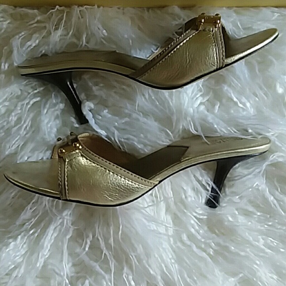 Michael Kors sandals/ heels - Picture 6 of 7